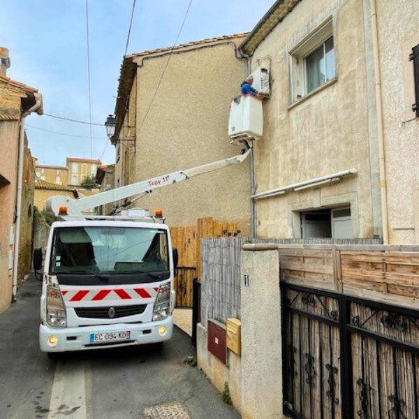Installation climatisation façade maison
